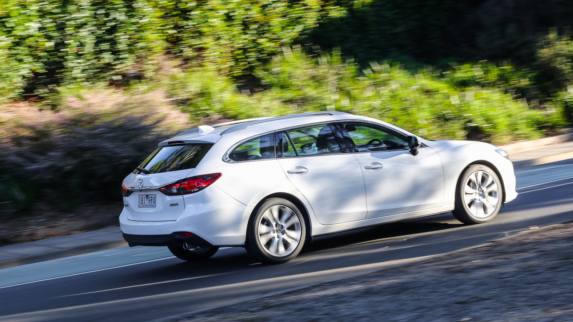 pictures-of-mazda-atenza-ii-sport-wagon-2015-156242